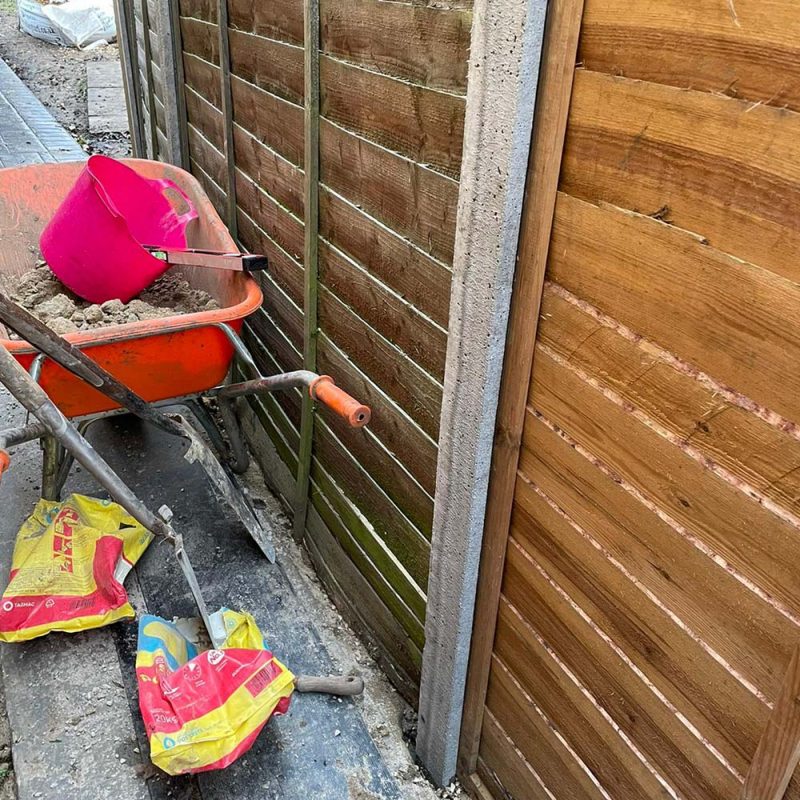 Residential Landscaping & Fencing Contractors In Milton Keynes